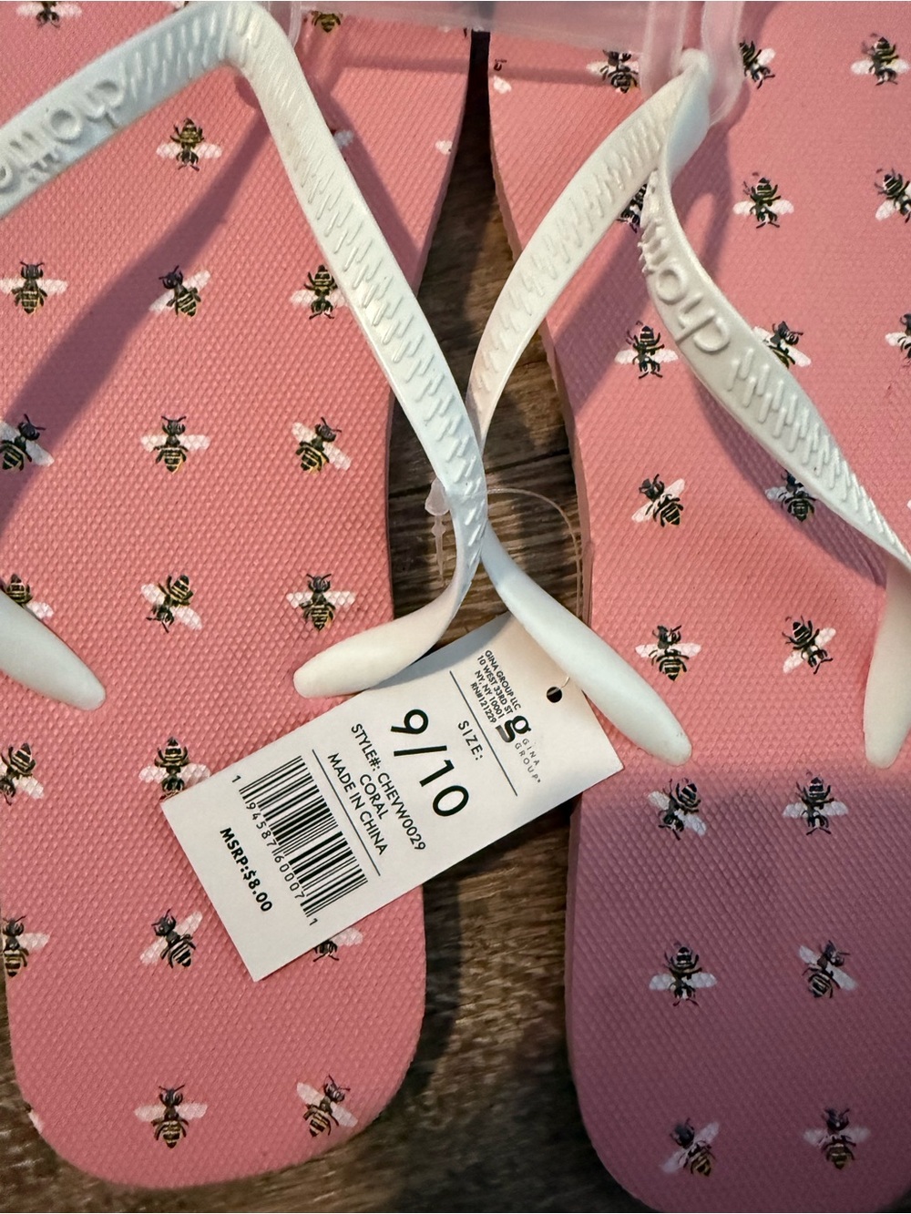 Old Navy Pink Bee Print Flip Flops with White Straps - Picture 2 of 4